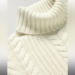 Cable knit sweater